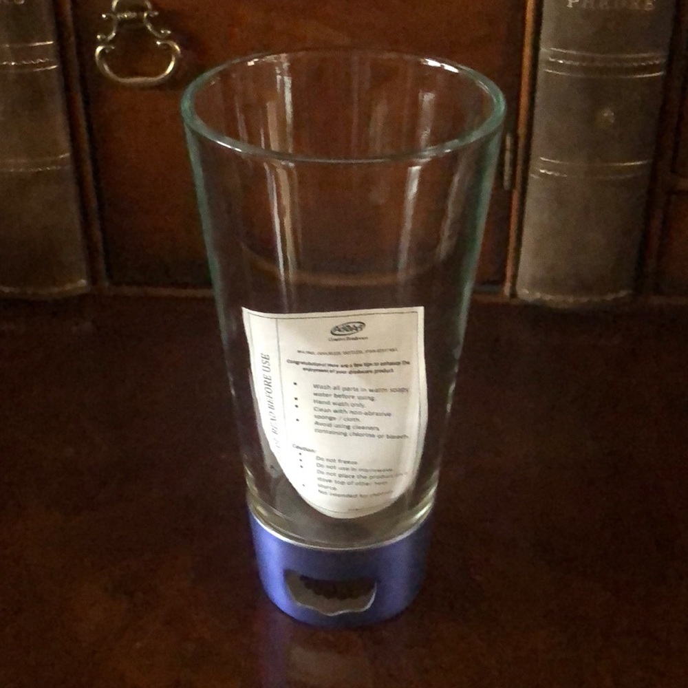 Asobu Pint Glass Beer Mug with Beer Opener Base 16 oz - Blue New in Box!